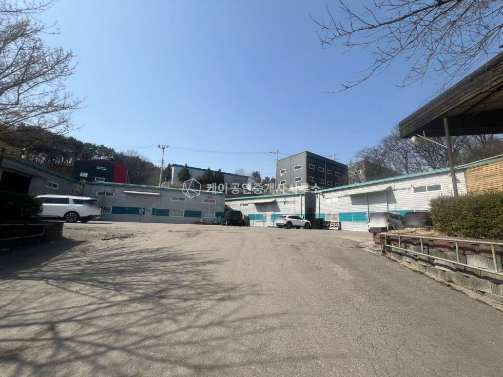 경기 고양일산동구 설문동 설문ic 5분, 대형 단독마당, 전차량 진입가능, 실사용 약 800평, 실입주 가능 매매 매물번호 10668 사진 1