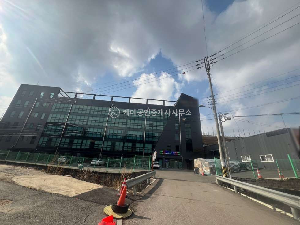 경기 용인처인구 모현읍 매산리 용인 창고형 매장,2종근생 제조,소매점/지1층+지상4층 /2종근생 제조,소매점,/토지1072평 매매 매물번호 10575 사진 18