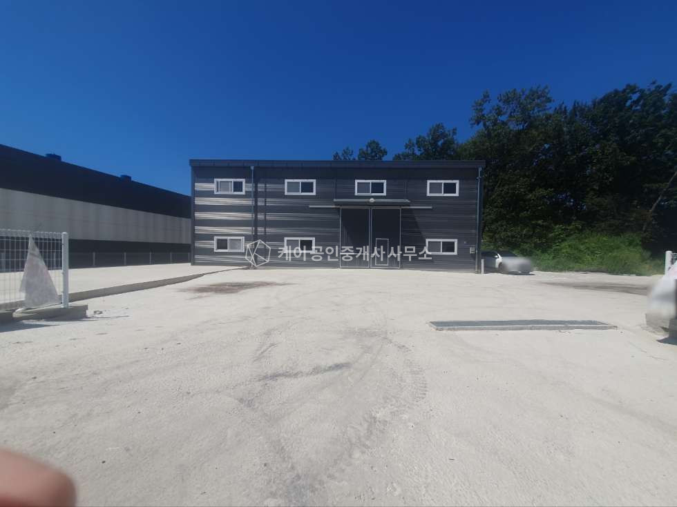 경기 김포시 대곶면 상마리 428평, 건물 60평, 신축, 넓은 단독마당, 대형차량 진입가능, 즉시입주 가능 매매 매물번호 11188 사진 1