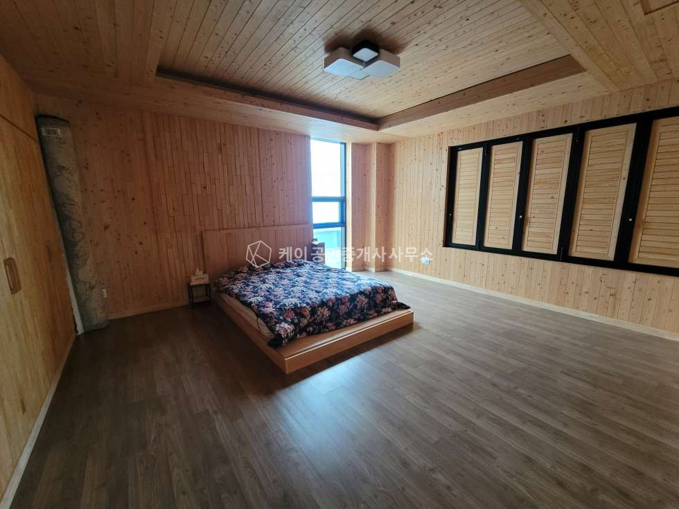 인천 서해구 원창동 A동 원창동 대지 1205평, 초대형천막 700평, 연면적 196평, 네모반듯한 단독마당, 사무실, 주거, 기숙사 시설 인테리어 매매 매물번호 11210 사진 9