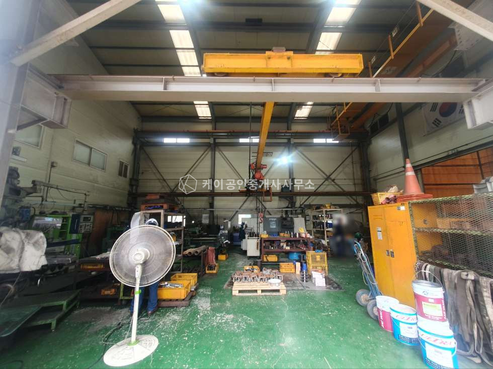 경기 김포시 대곶면 대명리 고전력 200kw, 층고10.4m, 호이스트 10기, 사무동 있음, 관리 잘되어있는 공장 매매 매물번호 11060 사진 2