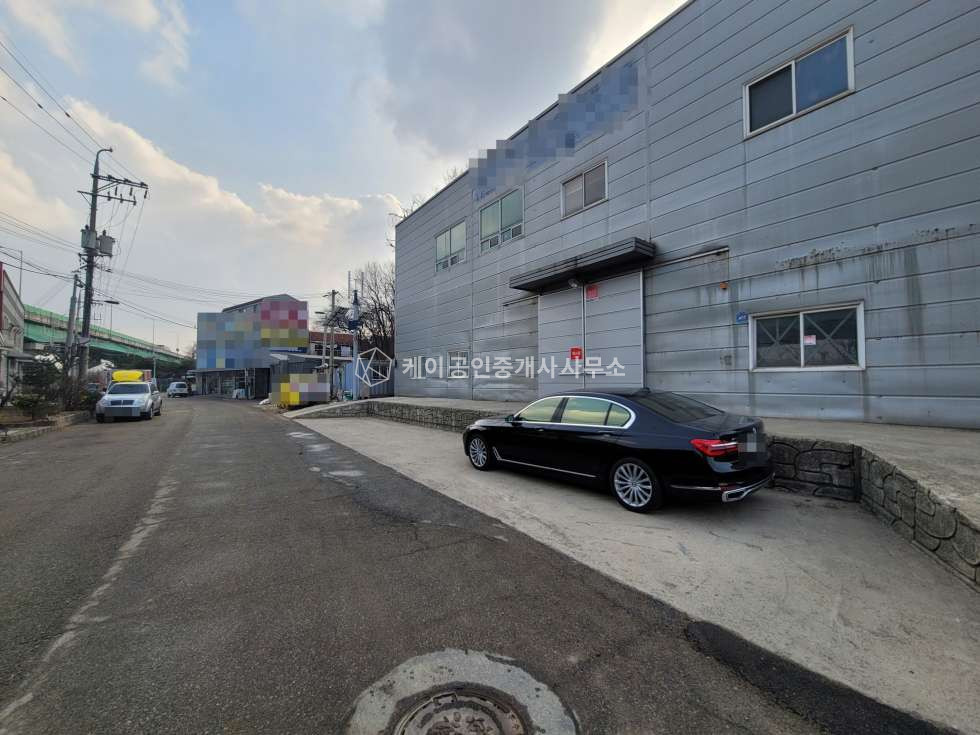 경기 고양덕양구 주교동 고양ic 1분, 연면적 194평 매매, 츄레라 진출입, 화물리프트, 단독마당, 주변시세대비 저렴한 매매가, 각종호재많음, 실사용 및 투자용도 강력추천! 매매 매물번호 10639 사진 22