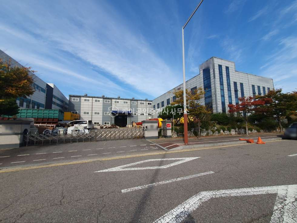 인천 검단구 오류동 넓은 단독마당 공장, 호이스트 3기, 층고 14.7m,추레라 회차가능 매매 매물번호 11262 사진 3