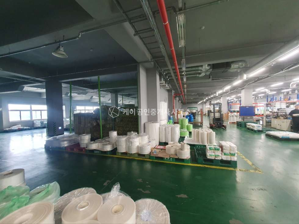 인천 검단구 오류동 1동 마당 넓고 연면적 많은 3층 단독공장, 대로변 코너 위치, 관리 잘 되어있는 공장 매매 매물번호 11277 사진 6