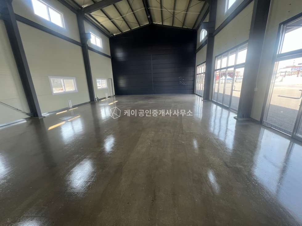경기 김포시 양촌읍 양곡리 대로변 접해있어 광고 노출 효과 좋은 2종근생 신축, 넓은 공동마당 월세 매물번호 10691 사진 4