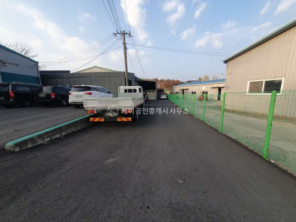 경기 고양일산동구 성석동 대지 394평, 건154평, 가설O, 단독마당, 추가 매입 가능 매매 매물번호 11293 사진 6