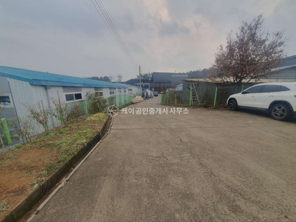 경기 고양일산동구 성석동 C동 1종근생 60평, 넓은 단독마당, 민원없음, 즉시입주 가능 월세 매물번호 11295 사진 8