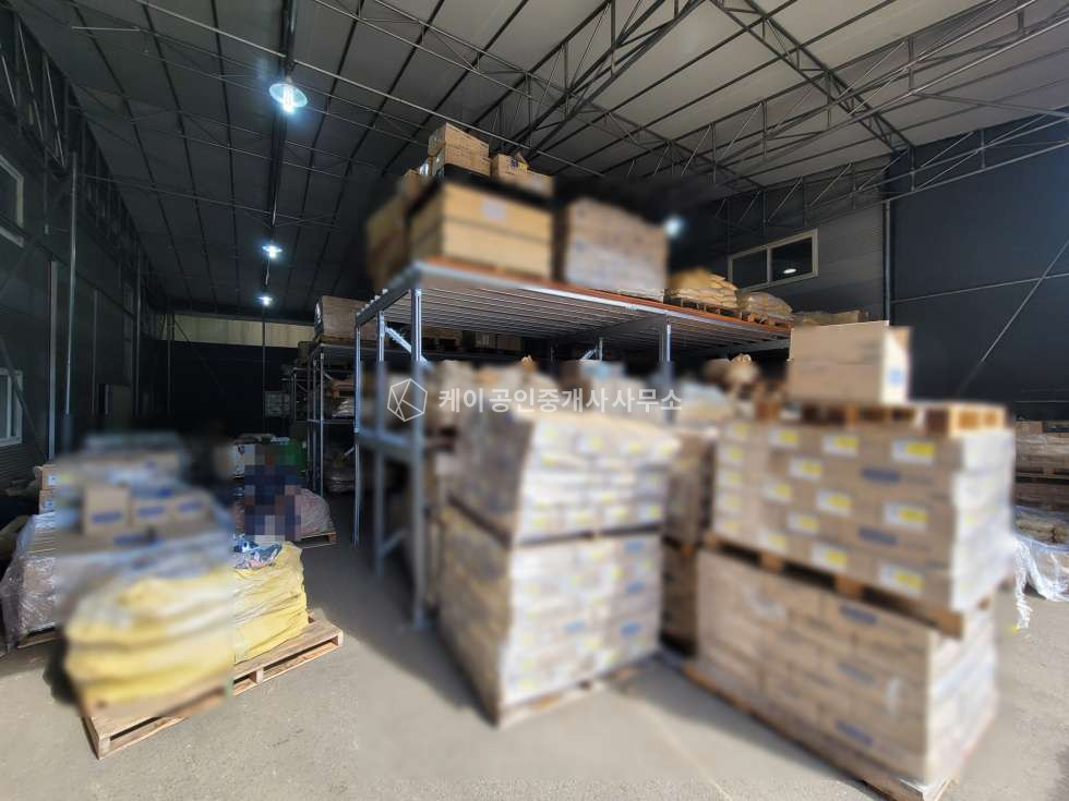 경기 파주시 파주읍 봉암리 파주 역세권 실사용 면적 약 200평 이상 가능한 공장, 대형마당, 40피트 츄레라 회전가능, 왕복 4차선 접한 위치, 내부사무실, 가설천막, 경의중앙선 도보 이용가능 월세 매물번호 11320 사진 10