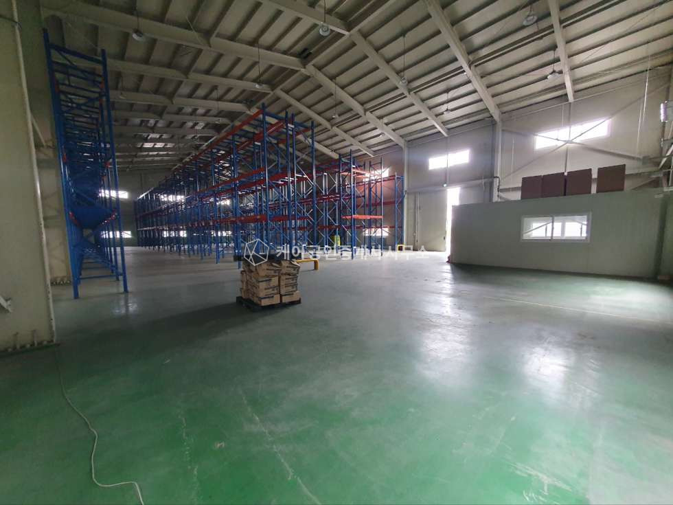 인천 서해구 원창동 1동 창고 400평, 사무실 26평, 북항 대형 단독창고, 전차량 진입가능 월세 매물번호 11330 사진 4