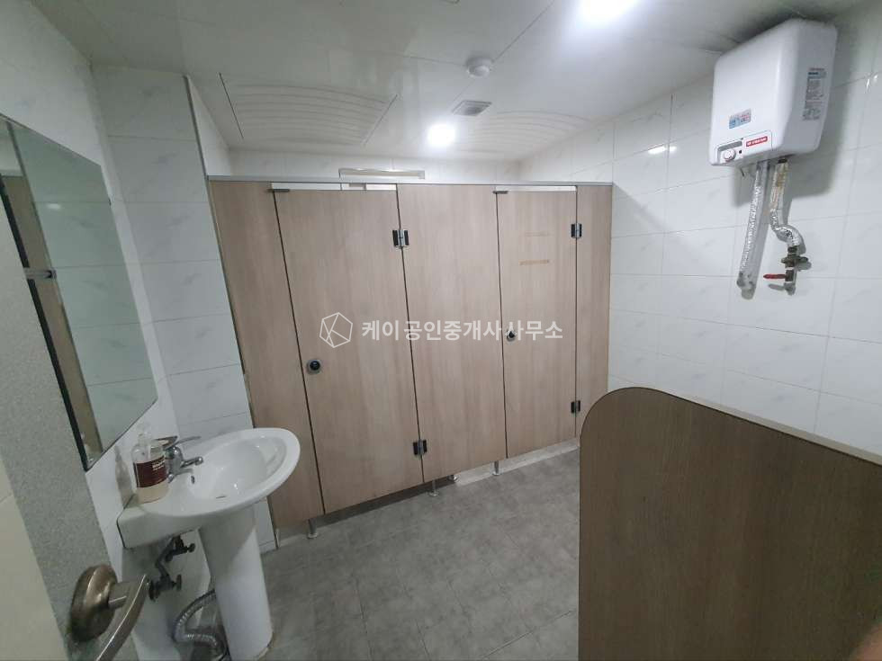 인천 서해구 석남동 공장 190평, 공장내 화장실, 호이스트 2.8t, 즉시입주 가능 월세 매물번호 11331 사진 2