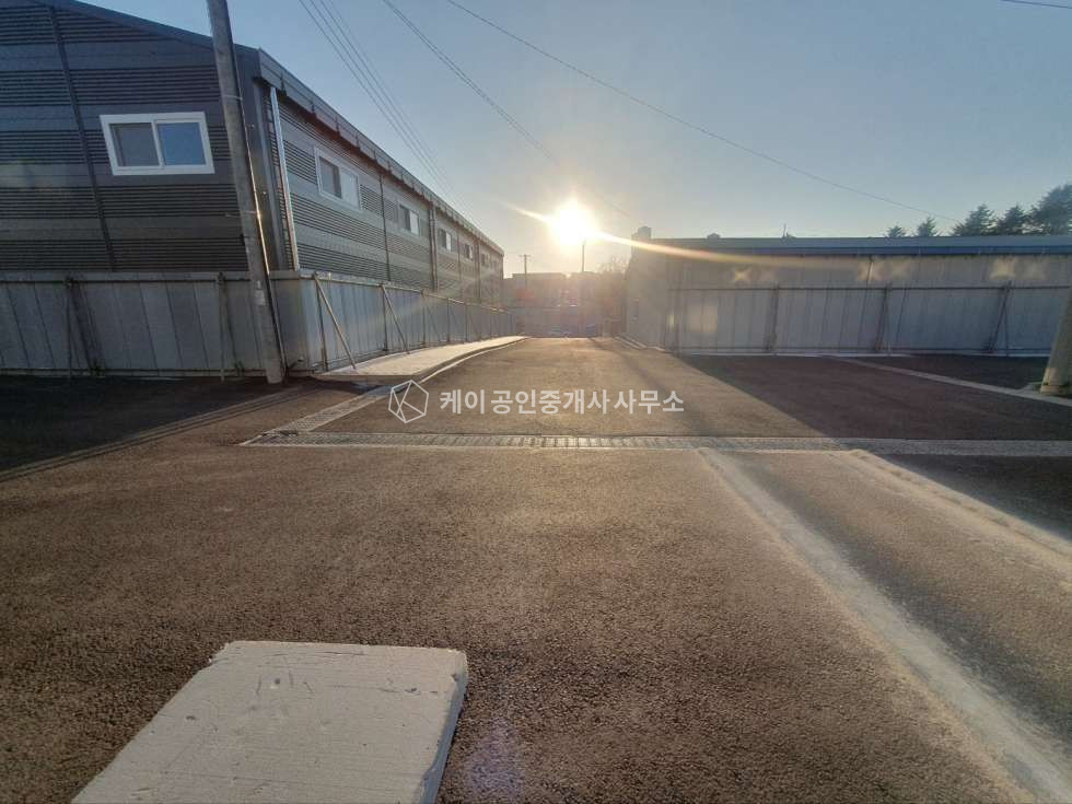 경기 고양일산동구 성석동 가동 2종근생, 신축 100평x2동, 단독마당, 즉시입주 가능, 추가임대 가능 월세 매물번호 11005 사진 8