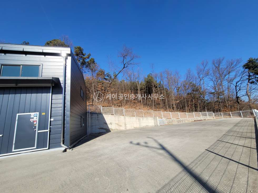 경기 고양일산동구 문봉동 일산동구 신축 연 77평 근생 매매, 넓은 단독마당, 40피트 츄레라 가능 매매 매물번호 11373 사진 3