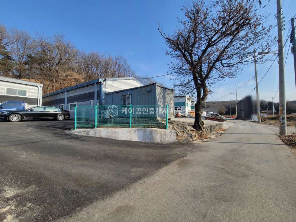 경기 고양일산동구 성석동 성석동 연 100평 2종제조, 신축급 리모델링 완료, 하수직관, 넓은 단독마당 사용, 제조업, 식품공장, 물류창고 다양한 업종 추천 매매 매물번호 11397 사진 15