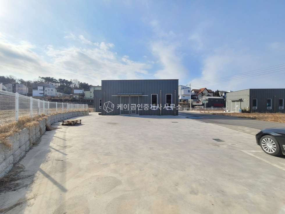 경기 고양일산동구 성석동 성석동 매우 넓은 단독마당 사용, 신축급 연 96평 창고, 내부사무실, 내부화장실, 사리현ic 10분성석동 매우 넓은 단독마당 사용, 신축급 연 96평 창고, 내부사무실, 내부화장실, 설문ic 10분 월세 매물번호 11398 사진 9