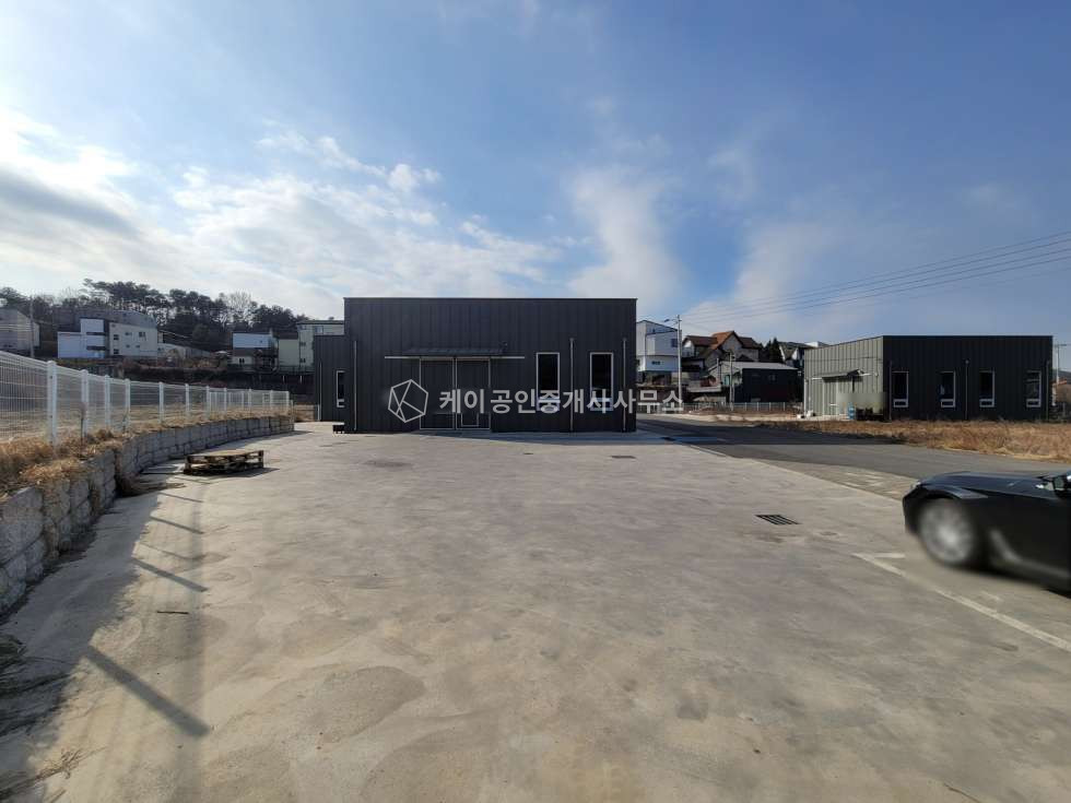 경기 고양일산동구 성석동 성석동 매우 넓은 단독마당 사용, 신축급 연 96평 창고, 내부사무실, 내부화장실, 사리현ic 10분성석동 매우 넓은 단독마당 사용, 신축급 연 96평 창고, 내부사무실, 내부화장실, 설문ic 10분 월세 매물번호 11398 사진 10