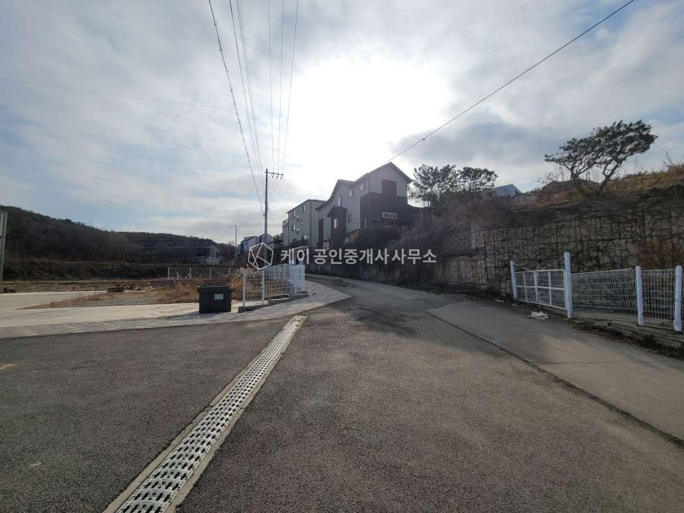 경기 고양일산동구 성석동 성석동 매우 넓은 단독마당 사용, 신축급 연 96평 창고, 내부사무실, 내부화장실, 사리현ic 10분성석동 매우 넓은 단독마당 사용, 신축급 연 96평 창고, 내부사무실, 내부화장실, 설문ic 10분 월세 매물번호 11398 사진 20