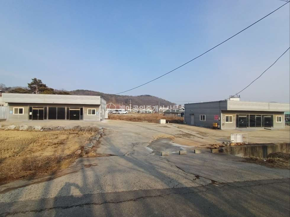 인천 영종구 운북동 영종도 금산IC 최근접 창고, 넓은 마당, 즉시입주, 2개동 임대 월세 매물번호 11444 사진 1