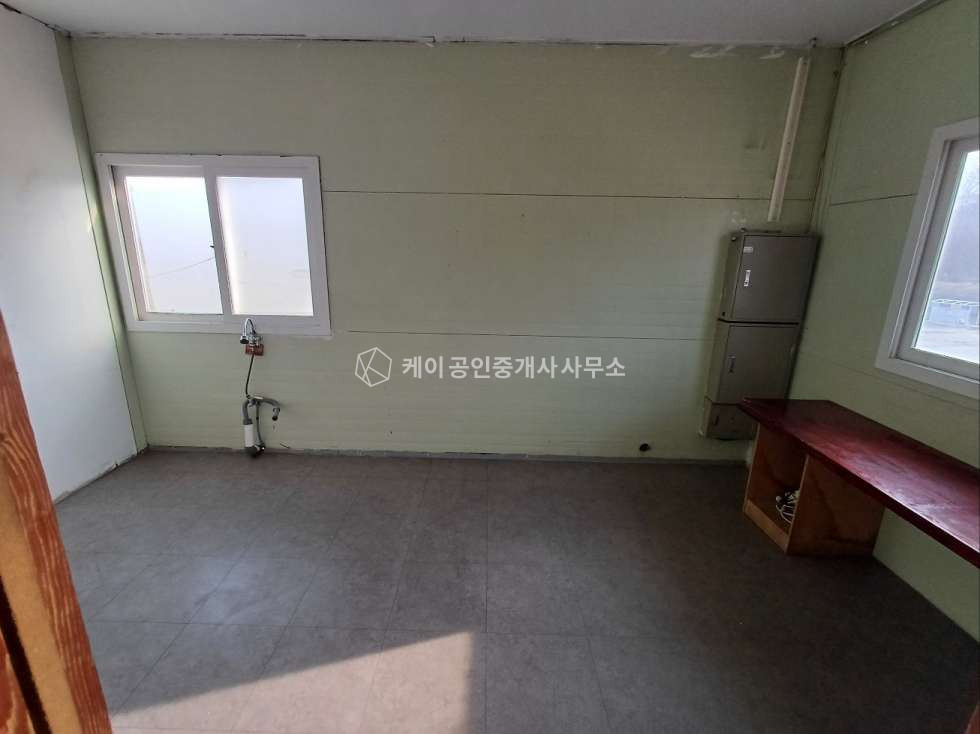 인천 영종구 운북동 영종도 금산IC 최근접 창고, 넓은 마당, 즉시입주, 2개동 임대 월세 매물번호 11444 사진 8