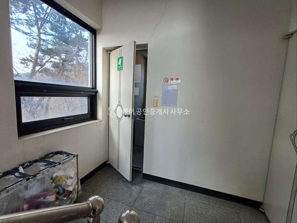 인천 영종구 중산동 영종도 중산동 3개층 통건물 임대, 식품창고 사용 중, 식품자재 창고 추천 월세 매물번호 11446 사진 12