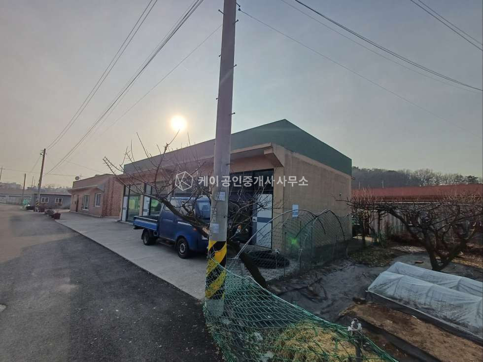 인천 영종구 운남동 나동 영종도 운남동 소형 창고 공장, 2종 근린, 2개 호실로 분리 가능 매매 매물번호 11447 사진 2