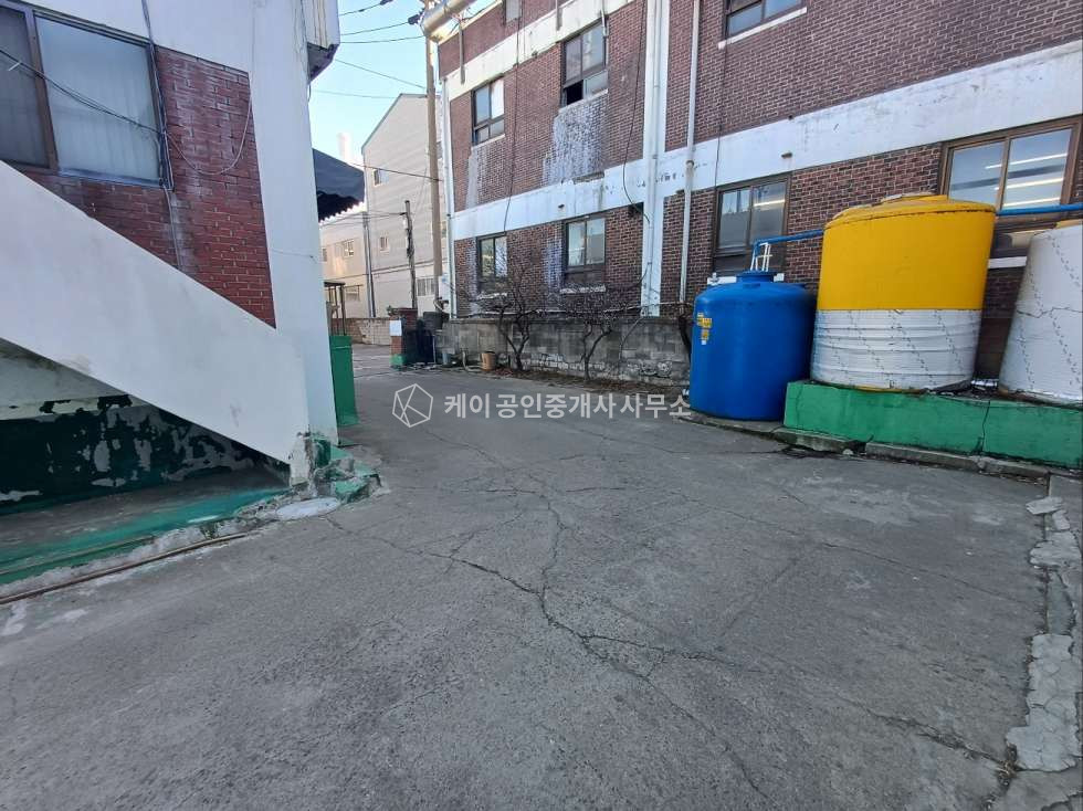 인천 서해구 원창동 폐수처리 가능, 소규모 제조업 추천, 가설 포함 100평 월세 매물번호 11453 사진 4