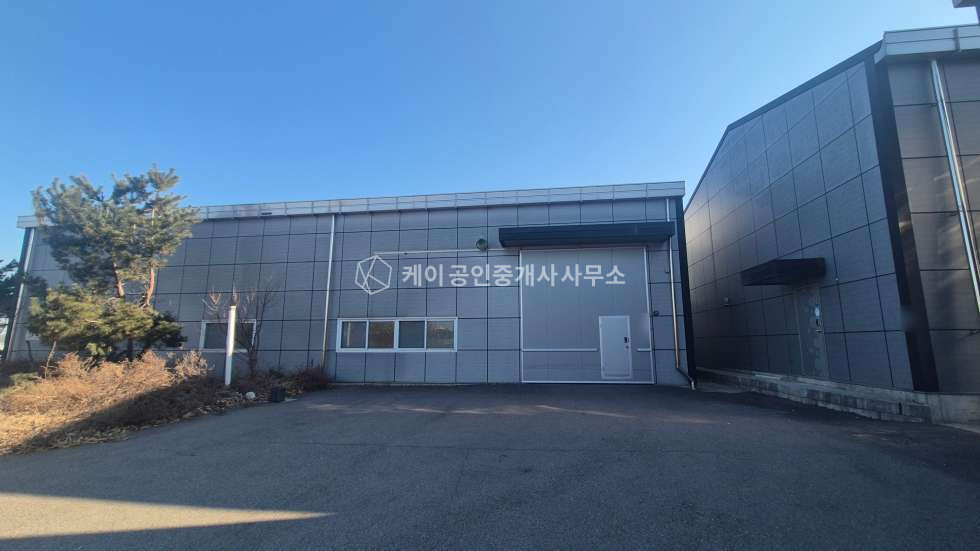 인천 계양구 이화동 D동 132평 넓고 높은층고, 대형차량가능,단독마당,김포IC10분,내부사무실/화장실, 체육시설추천 월세 매물번호 11462 사진 1