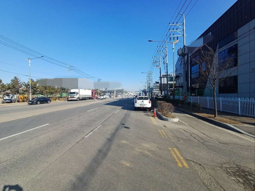 인천 서해구 원창동 약 1500평 사옥형 공장 창고, 넓은 마당, 26년 8월 만기 매매 매물번호 11464 사진 17