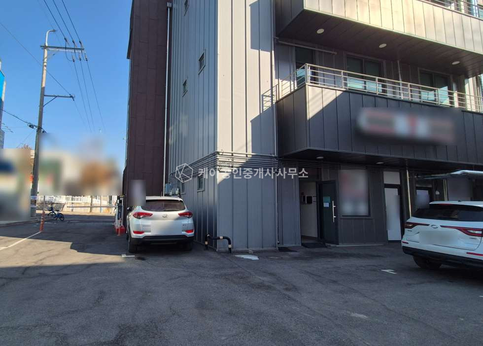 경기 고양일산동구 풍동 100평 2종근생제조,추레라가능 ,직원출퇴근좋음, 고양IC5분,오수직관 월세 매물번호 11474 사진 9