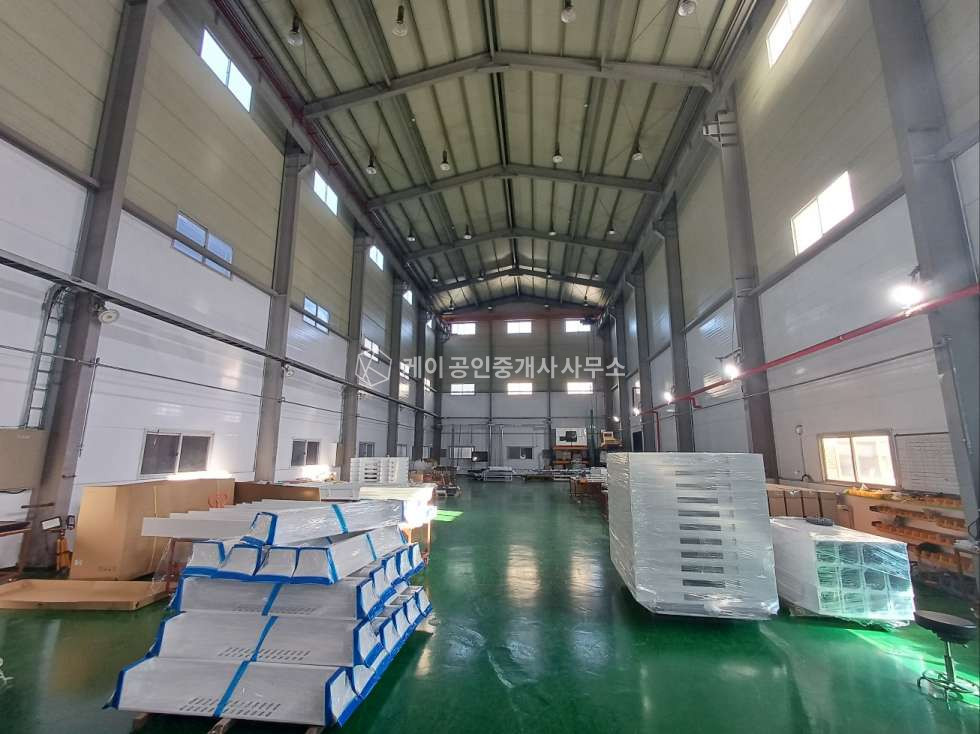 인천 서해구 원창동 중대형 단독 공장 사옥, 주차장 넓음, 대형차량 진입 원활, 깔끔하게 관리 매매 매물번호 11481 사진 4