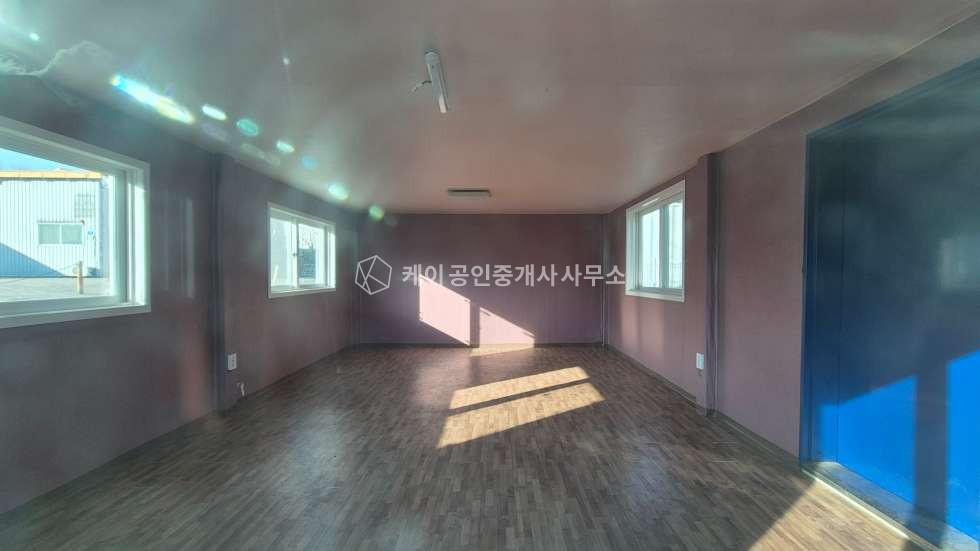 경기 고양일산서구 가좌동 70평 창고&사무실, 탑골IC 산남IC1 분 접근성최상, 대형차량진입가능 월세 매물번호 11488 사진 4