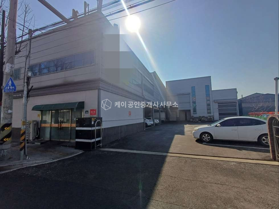 인천 미추홀구 도화동 2동 1층 900평 공장, 주거지 인근, 평당 25000원 저렴한 공장, 대형차 진입 원활 월세 매물번호 11505 사진 1