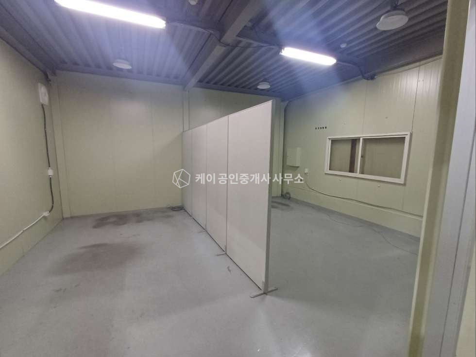 인천 미추홀구 도화동 2동 1층 900평 공장, 주거지 인근, 평당 25000원 저렴한 공장, 대형차 진입 원활 월세 매물번호 11505 사진 9