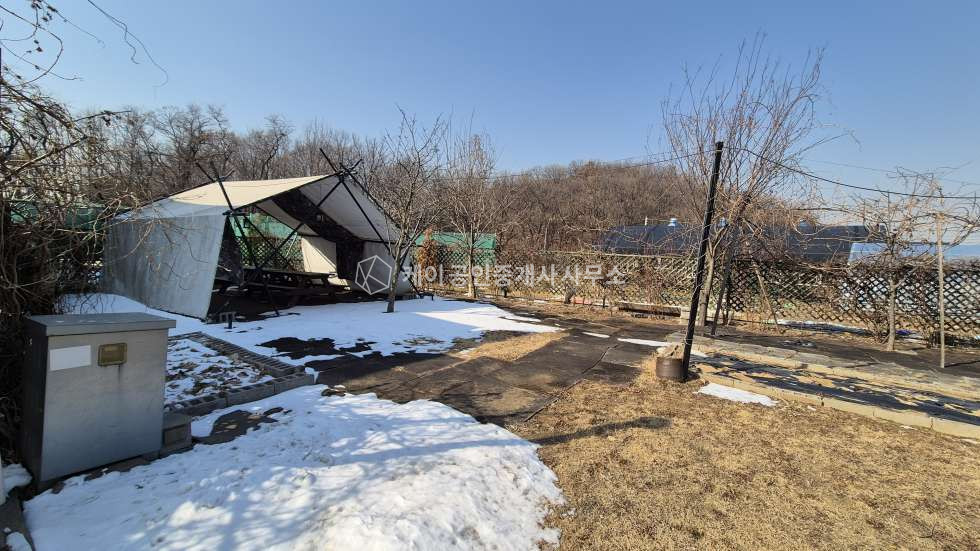 경기 고양덕양구 현천동 서울근접 사옥형 90평 통건물, 폴딩도어, 넓은단독마당,현천IC2 분, 남고양IC 3분 접근성 최고 월세 매물번호 11509 사진 8