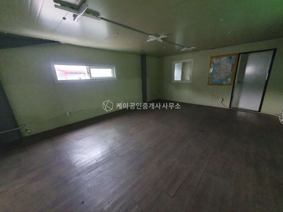 경기 고양일산동구 설문동 2종근생, 오수직관,넓은 단독마당, 추레라 가능, 내외부 깨끗 굿! 월세 매물번호 11291 사진 3