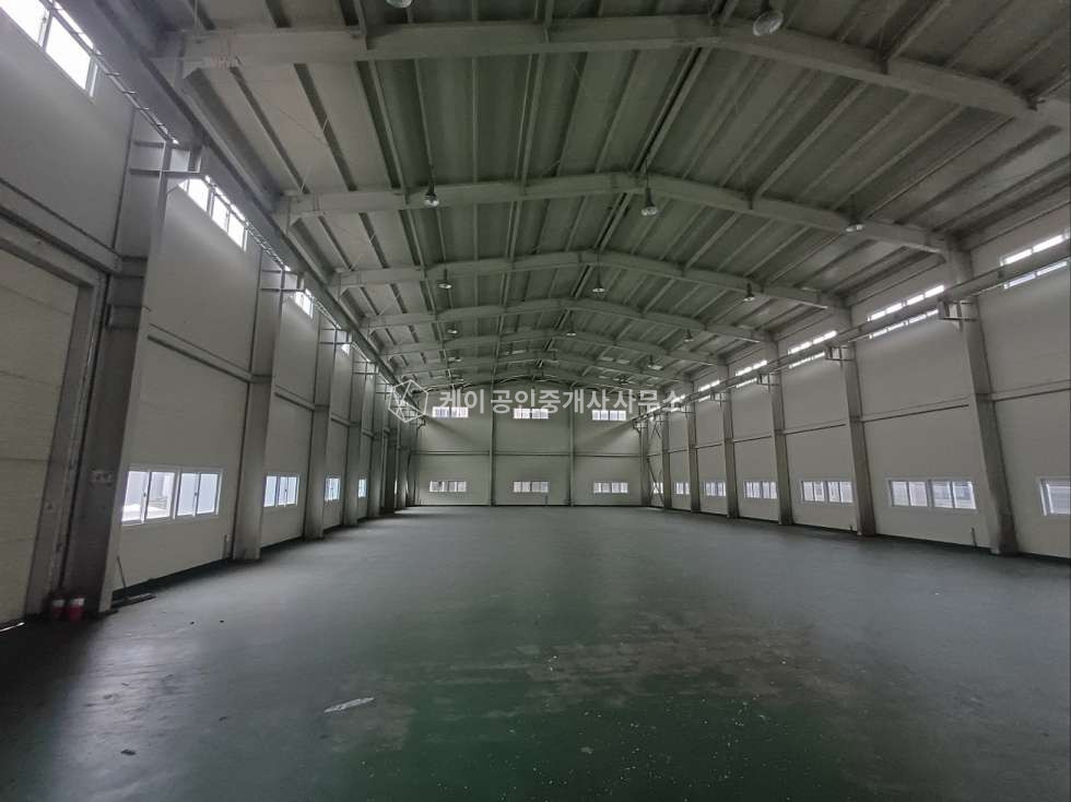 인천 서해구 석남동 북항 인근 300평 대형창고, 넓은 마당, 대형 차량 진출입 원활, 교통정체 없는 곳 월세 매물번호 11511 사진 4