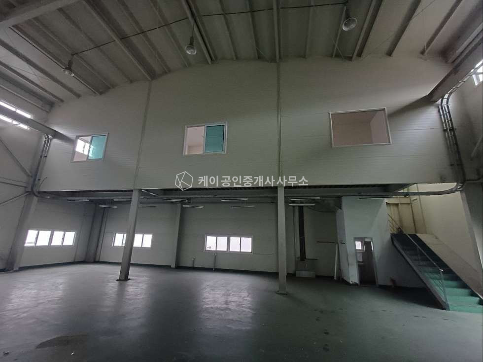 인천 서해구 석남동 북항 인근 300평 대형창고, 넓은 마당, 대형 차량 진출입 원활, 교통정체 없는 곳 월세 매물번호 11511 사진 7
