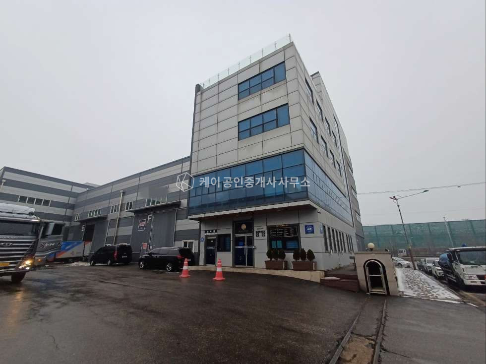 인천 서해구 석남동 C동 북항 인근 215평 공장창고, 호이스트 10톤, 즉시 입주, 별도 사무실 임대가능 월세 매물번호 11514 사진 2