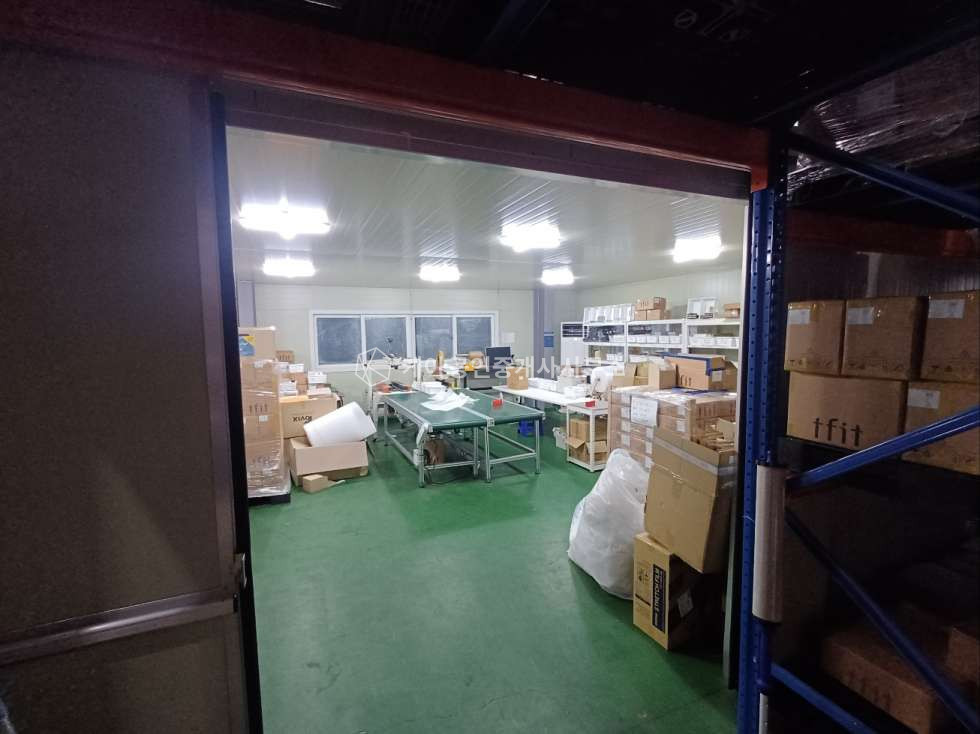 인천 서해구 석남동 A동 북항 인근 125평 창고, 호이스트 3톤, 창고 내부 사무실, 별도 주차장 월세 매물번호 11513 사진 6