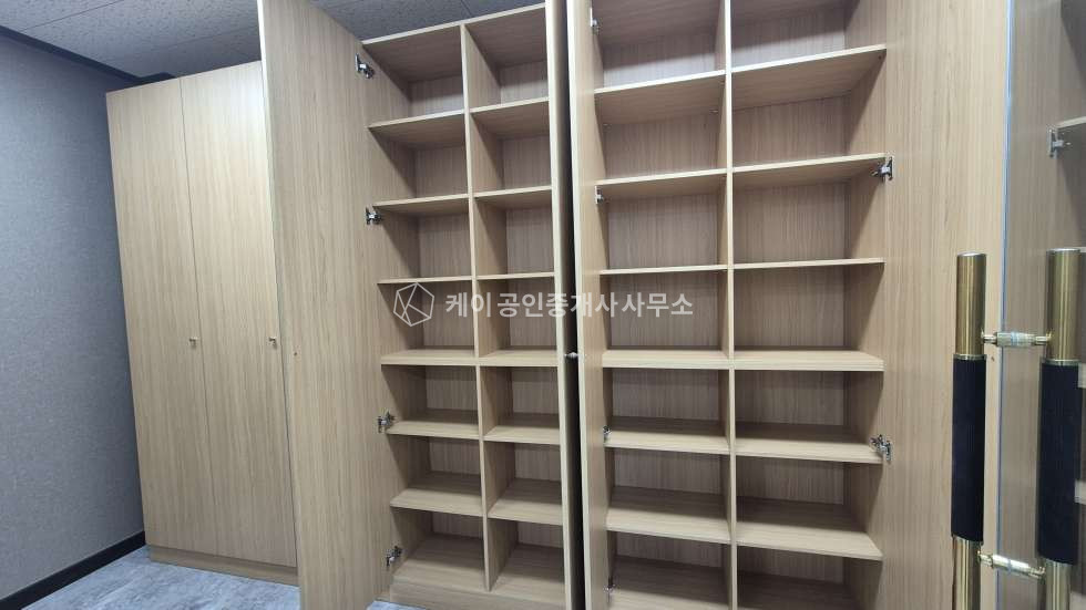 경기 파주시 조리읍 능안리 준신축 600평대 대형창고임대, 40ft추레라가능,도크 및 렉설치완비, 높은층고,화물EV, 대형마당,넓고깨끗한사무실 월세 매물번호 11515 사진 12