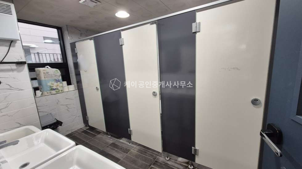 경기 파주시 조리읍 능안리 준신축 600평대 대형창고임대, 40ft추레라가능,도크 및 렉설치완비, 높은층고,화물EV, 대형마당,넓고깨끗한사무실 월세 매물번호 11515 사진 14
