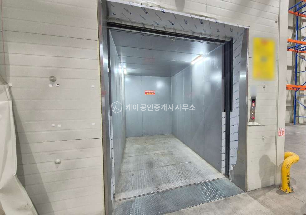 경기 파주시 조리읍 능안리 준신축 600평대 대형창고임대, 40ft추레라가능,도크 및 렉설치완비, 높은층고,화물EV, 대형마당,넓고깨끗한사무실 월세 매물번호 11515 사진 15