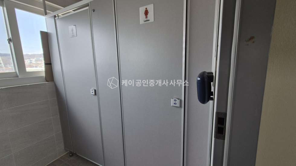 경기 고양일산서구 가좌동 150평 사옥형창고, 단독마당, 내부사무실완비,높은층고 월세 매물번호 11516 사진 12