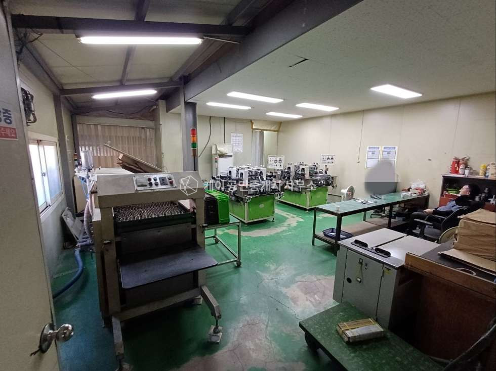 인천 서해구 석남동 1동 대지 240평, 건축면적 138평, 연면적 251평, 고전력 공장, 매매 23억 월세 매물번호 11556 사진 7