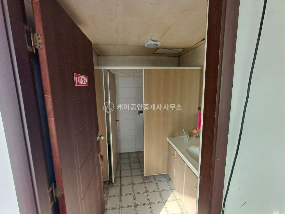 인천 서해구 석남동 1동 대지 240평, 건축면적 138평, 연면적 251평, 고전력 공장, 매매 23억 월세 매물번호 11556 사진 12