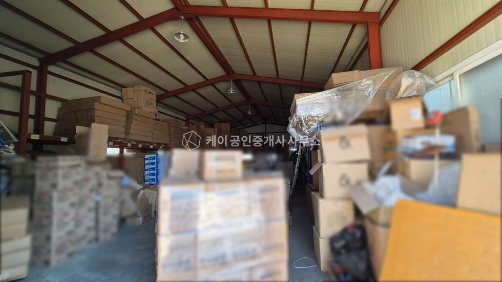 경기 고양일산동구 설문동 라동 렉설치된 저렴한 창고, 대형차량가능,민원없음, 설문IC 10분 월세 매물번호 11565 사진 1