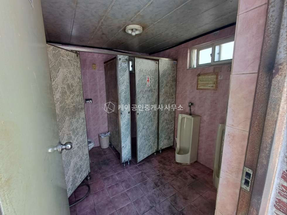 인천 서해구 석남동 나동 약 120평 공장 임대, 준2층 사무실 2칸, 호이스트 2.8톤 2기, 즉시 입주 가능 월세 매물번호 11568 사진 11