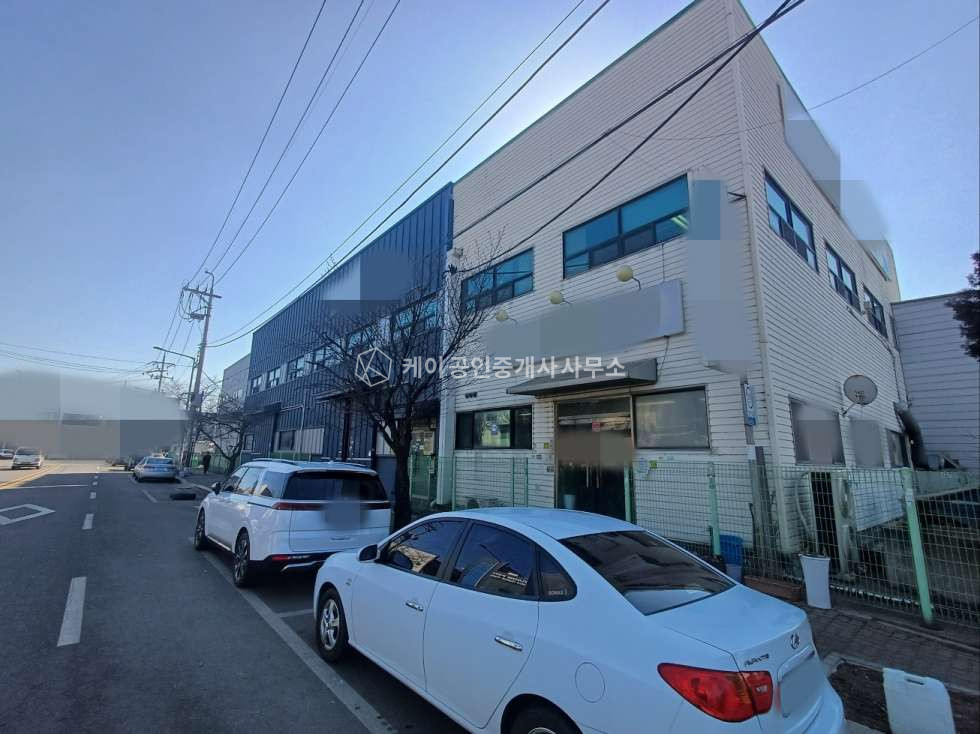 인천 서해구 가좌동 사거리 모서리 공장, 근생시설, 대지 280평, 연면적 320평, 임대 수익 가능 매매 매물번호 11589 사진 2