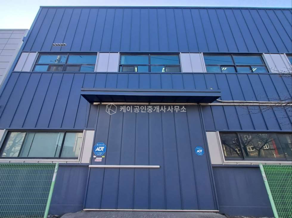 인천 서해구 가좌동 사거리 모서리 공장, 근생시설, 대지 280평, 연면적 320평, 임대 수익 가능 매매 매물번호 11589 사진 3