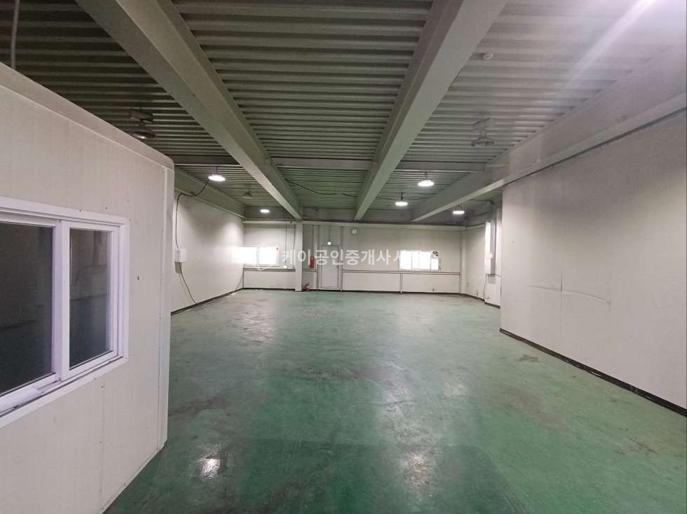 인천 서해구 가좌동 사거리 모서리 공장, 근생시설, 대지 280평, 연면적 320평, 임대 수익 가능 매매 매물번호 11589 사진 5