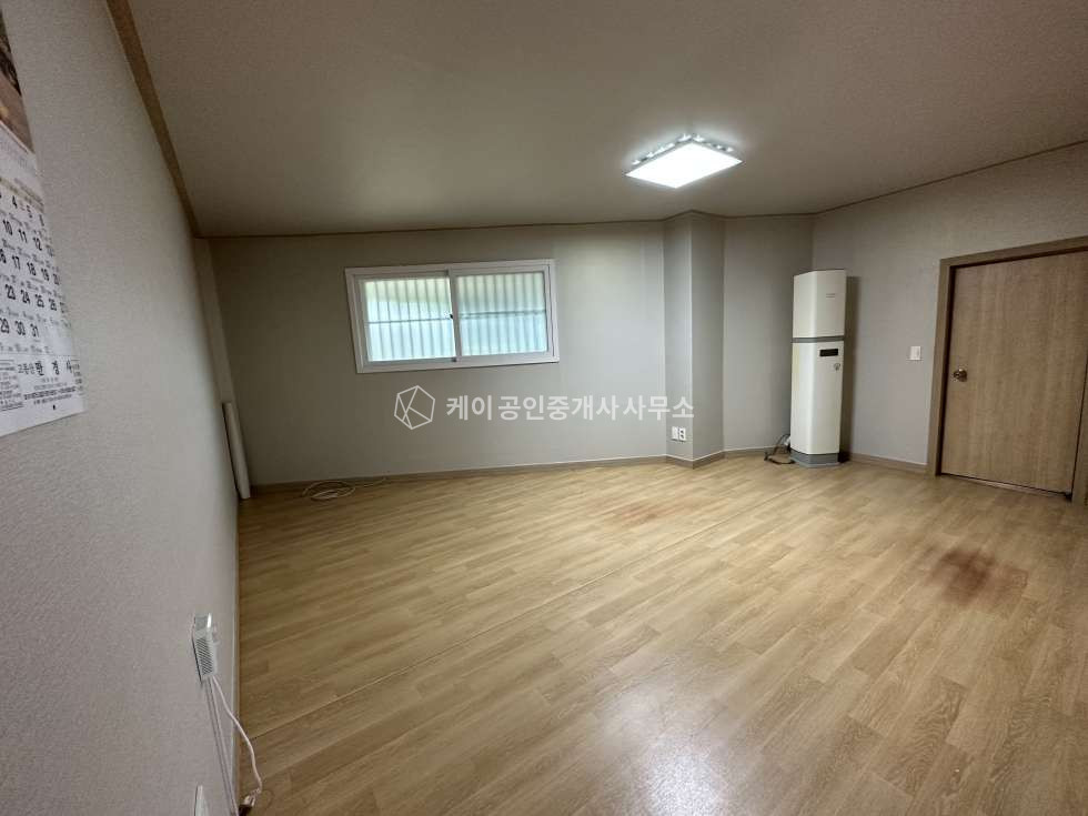 경기 고양일산동구 성석동 일산동구 성석동 대형 단독마당 하수직관연결된 100평 창고 통임대 월세 매물번호 10090 사진 7
